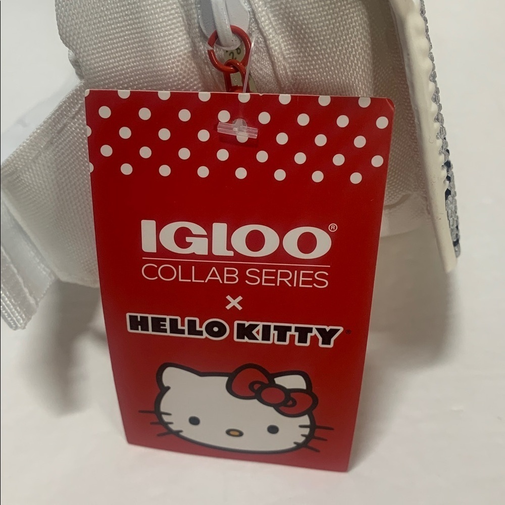 Hello Kitty Sequin Crossbody Bag 4 Can Insulated Igloo Cooler NWT - Picture 7 of 10